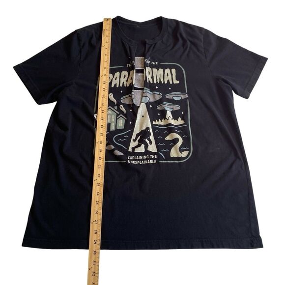 Upcycled Big Book of the Paranormal Tee Explaining the Unexplainable Unisex XL - Picture 10 of 11